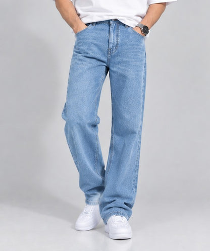 TRENDY STRAIGHT FIT JEANS
